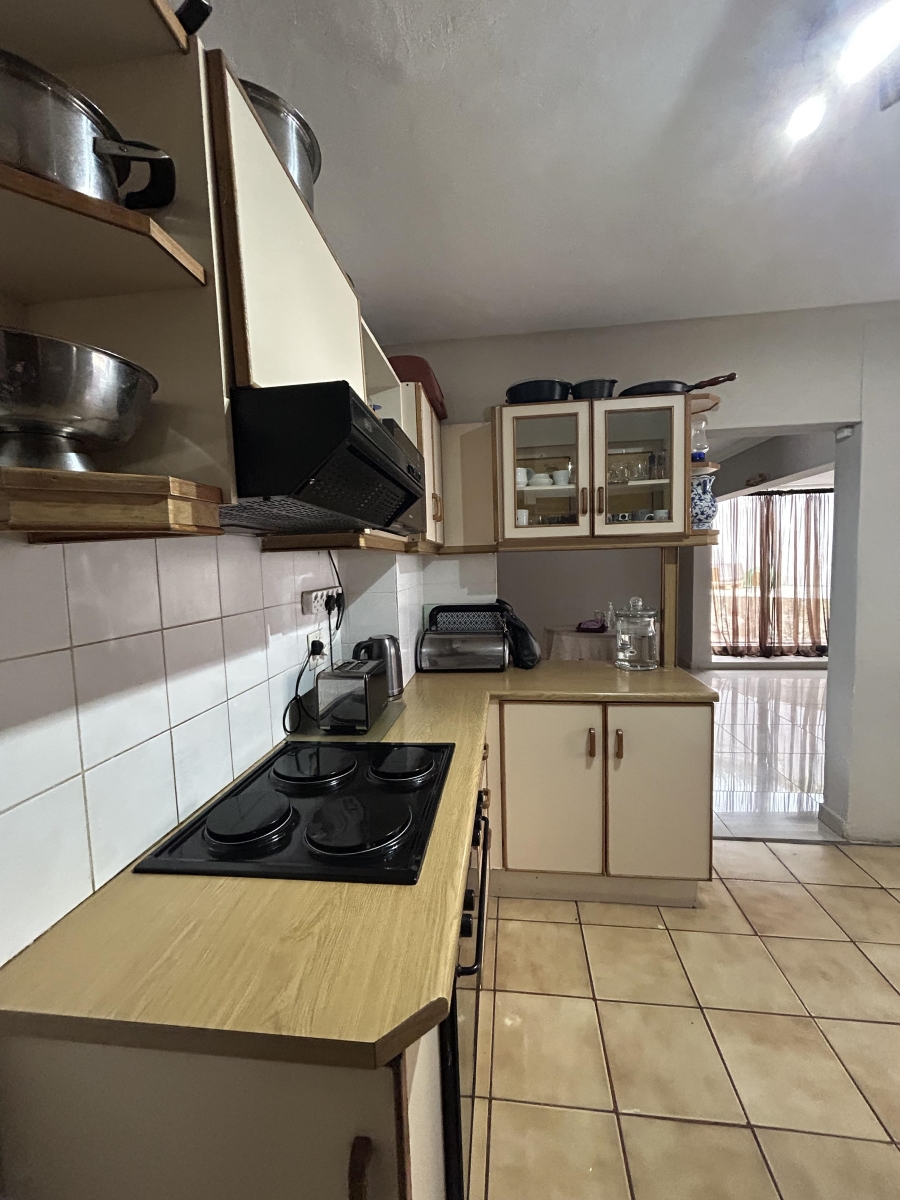 4 Bedroom Property for Sale in Braelyn Eastern Cape